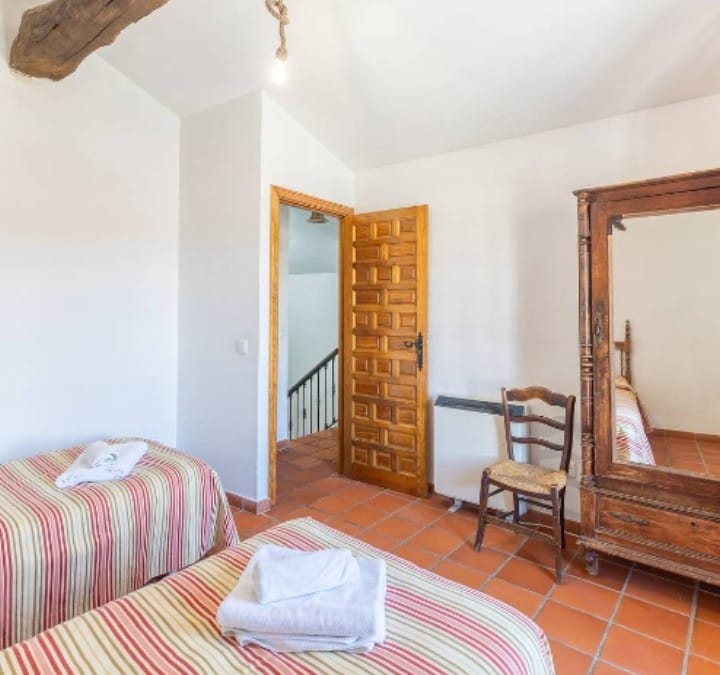 Habitación de la casa rural La Bodega de Gredos en Navaluenga